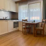 Apartment Bolero *